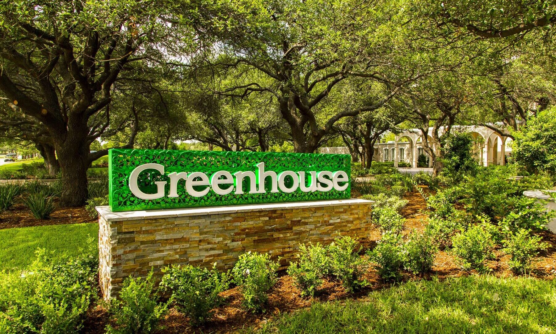 Front sign and entrance of Greenhouse Treatment Center in Grand Prairie, Texas