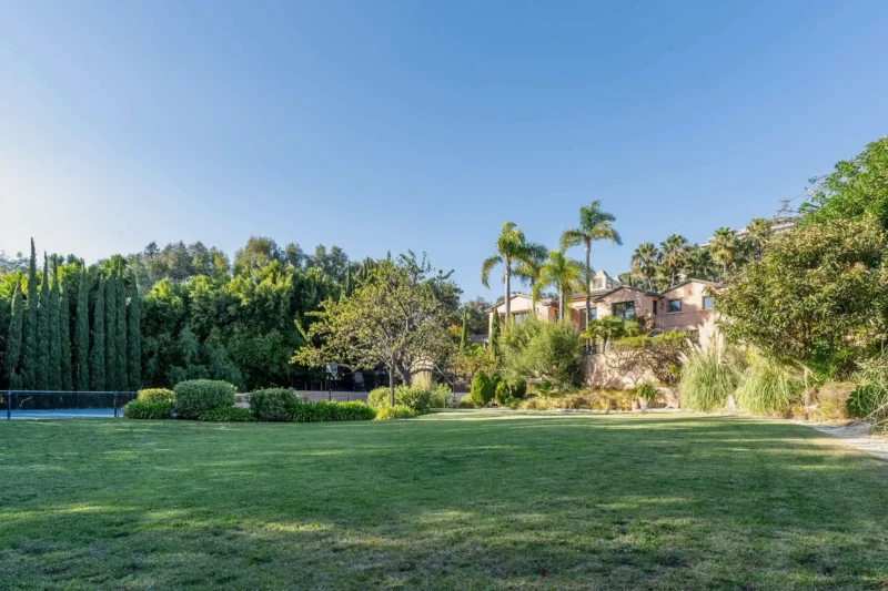 Lawn and hillside residence at Paradigm Treatment's Malibu teen campus