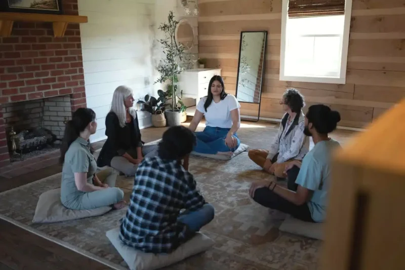 Participants in a facilitated group workshop at Onsite Tennessee