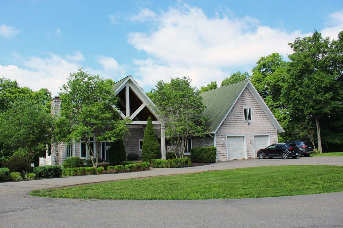 Wooded Glen Recovery Center residential campus in Henryville, Indiana