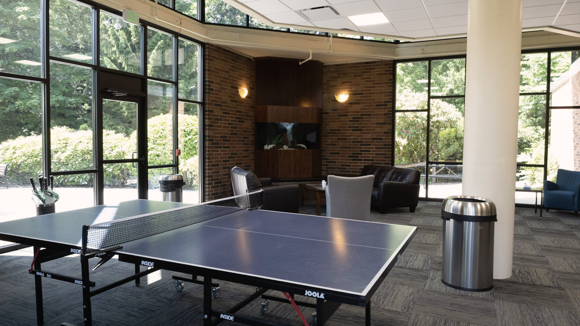Gathering room at Lakeside-Milam's Kirkland inpatient campus