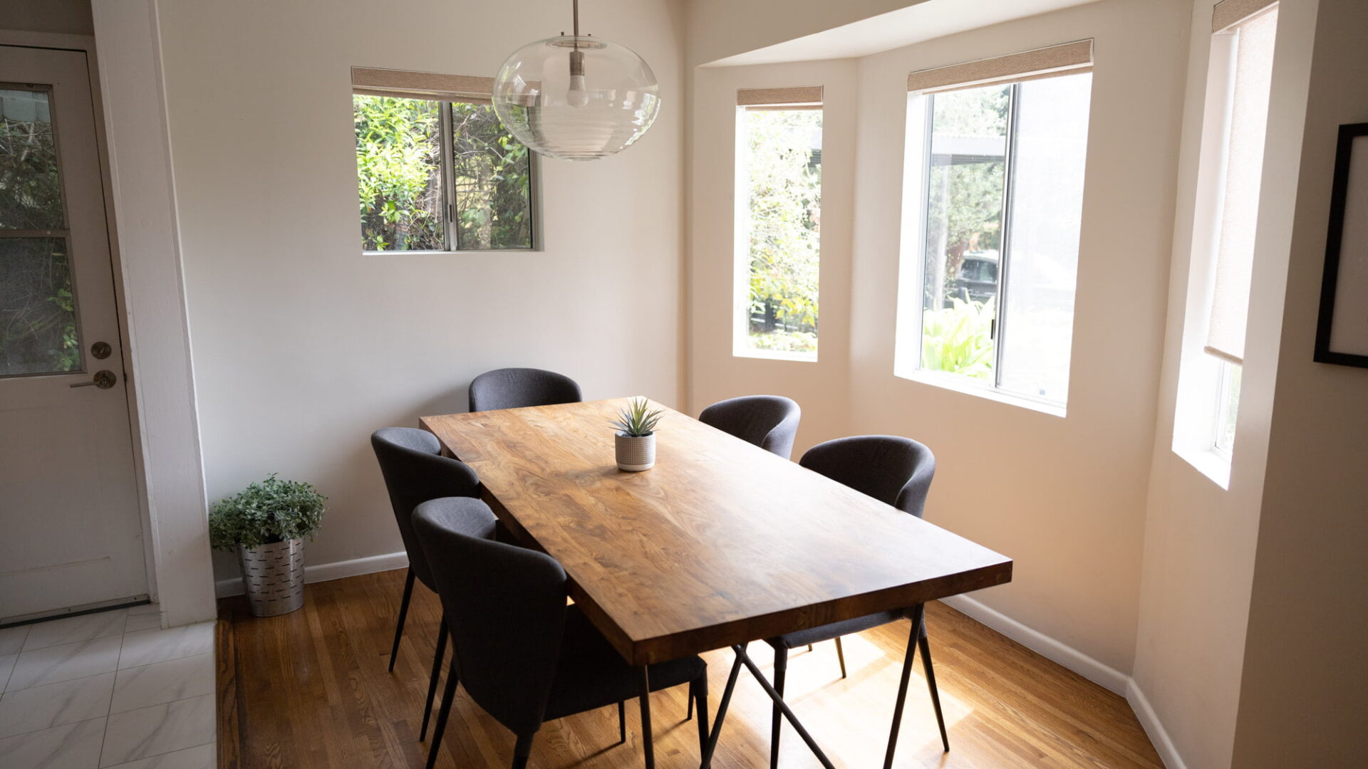 Dining room at Clearview Treatment Programs in Venice, California