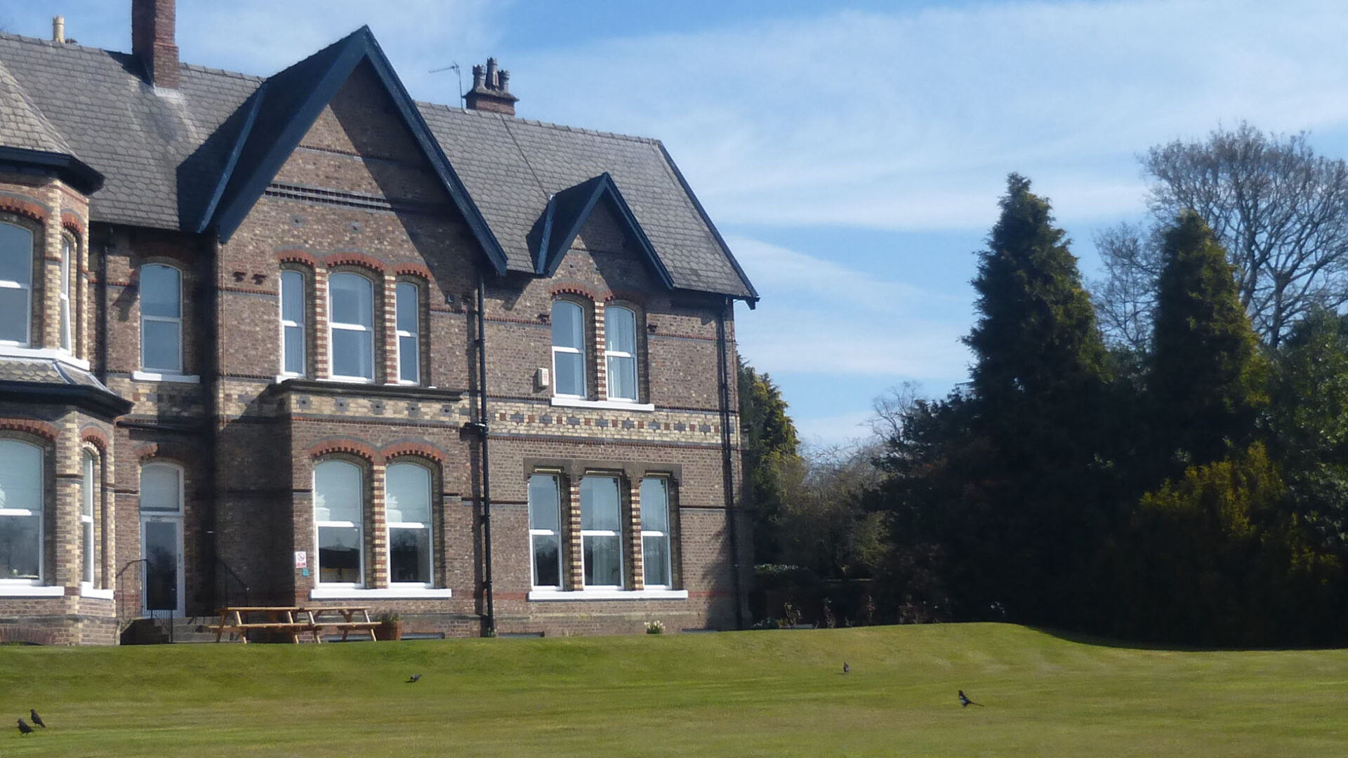 Grounds and exterior of Priory Hospital Altrincham