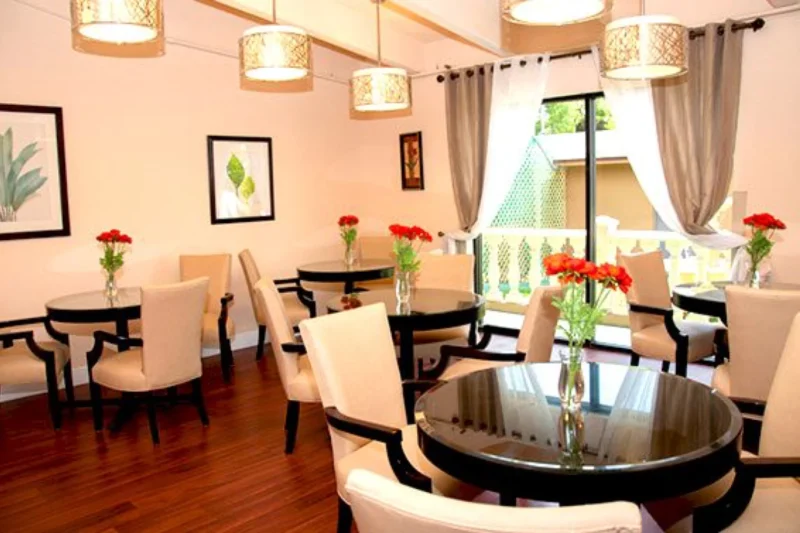 Dining room at Harbor Village Florida