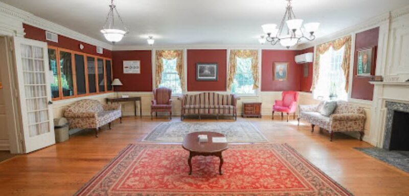Common room at Seabrook main campus