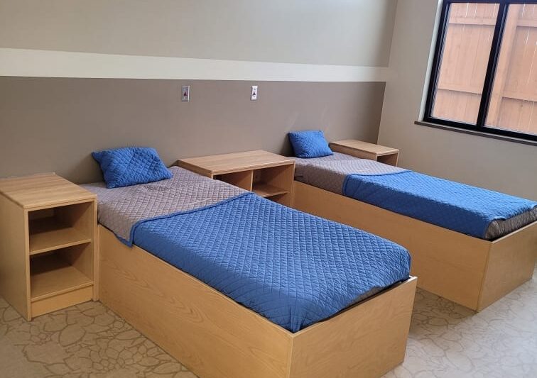 Patient bedroom at Centennial Peaks Hospital