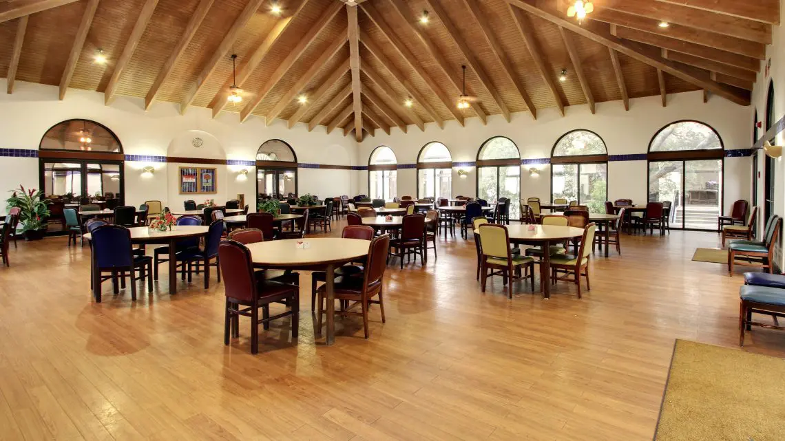 Dining room at Laurel Ridge Treatment Center in San Antonio, Texas