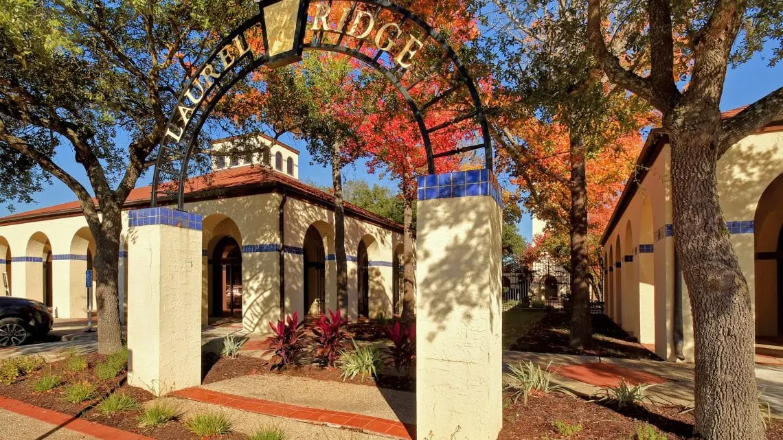 Exterior of Laurel Ridge Treatment Center in San Antonio, Texas