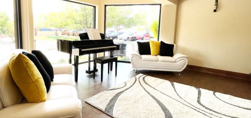 Vogue Recovery Center Phoenix campus piano room