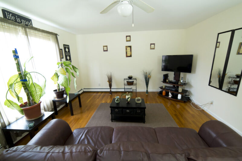 Living room in a BlueSky Behavioral Health therapeutic apartment in Danbury