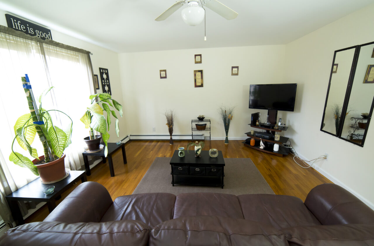 Living room in a BlueSky Behavioral Health therapeutic apartment in Danbury