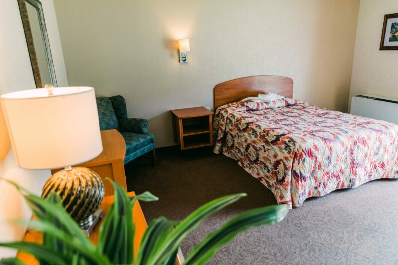 Patient bedroom at Sundown M Ranch in Yakima, Washington