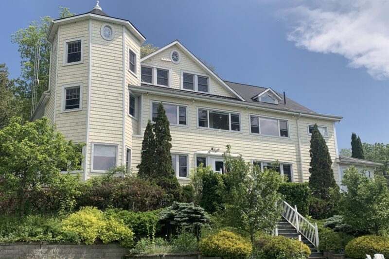 Victoria Wellness residential mental health retreat in Gores Landing, Ontario