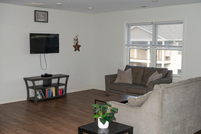Comfortable living room at Crest View Recovery Center in Asheville