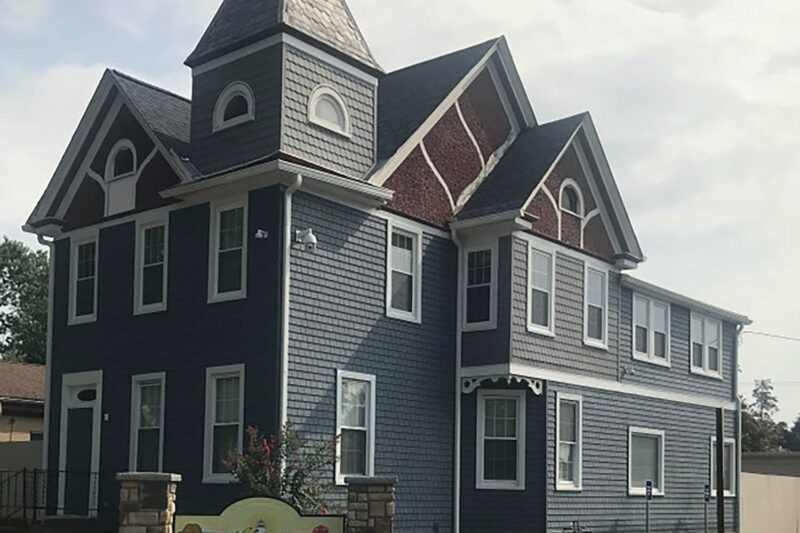 Signed exterior of Harbor of Grace Recovery in Havre de Grace, Maryland