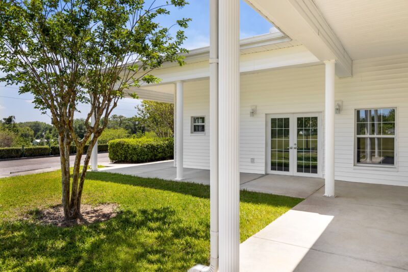 Exterior of the Discovery Mood and Anxiety Program residential center in Dade City, Florida