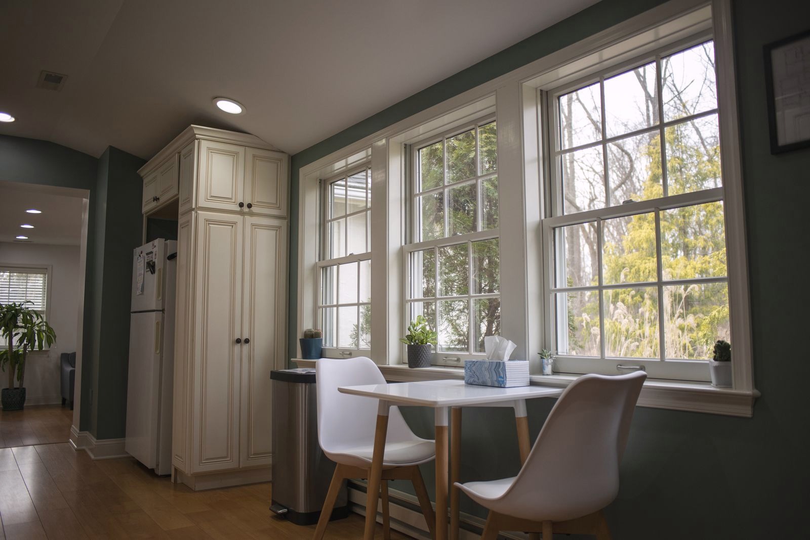 Bright common area inside Peace Valley Recovery in Doylestown, Pennsylvania