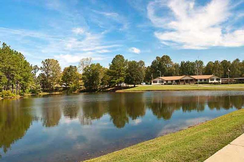 Mirror Lake Recovery Center campus and lake in Burns, Tennessee