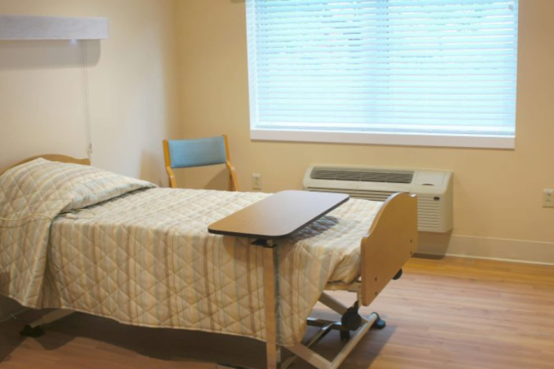 Resident bedroom at Rehabilitation Center of the Palm Beaches