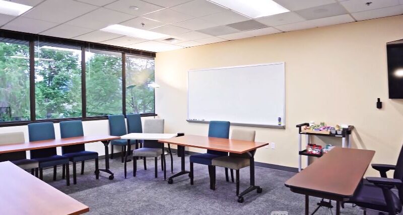 Group room at THIRA Health in Bellevue, Washington