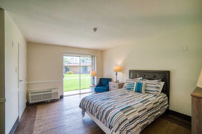 Bedroom at The Right Step Houston treatment center