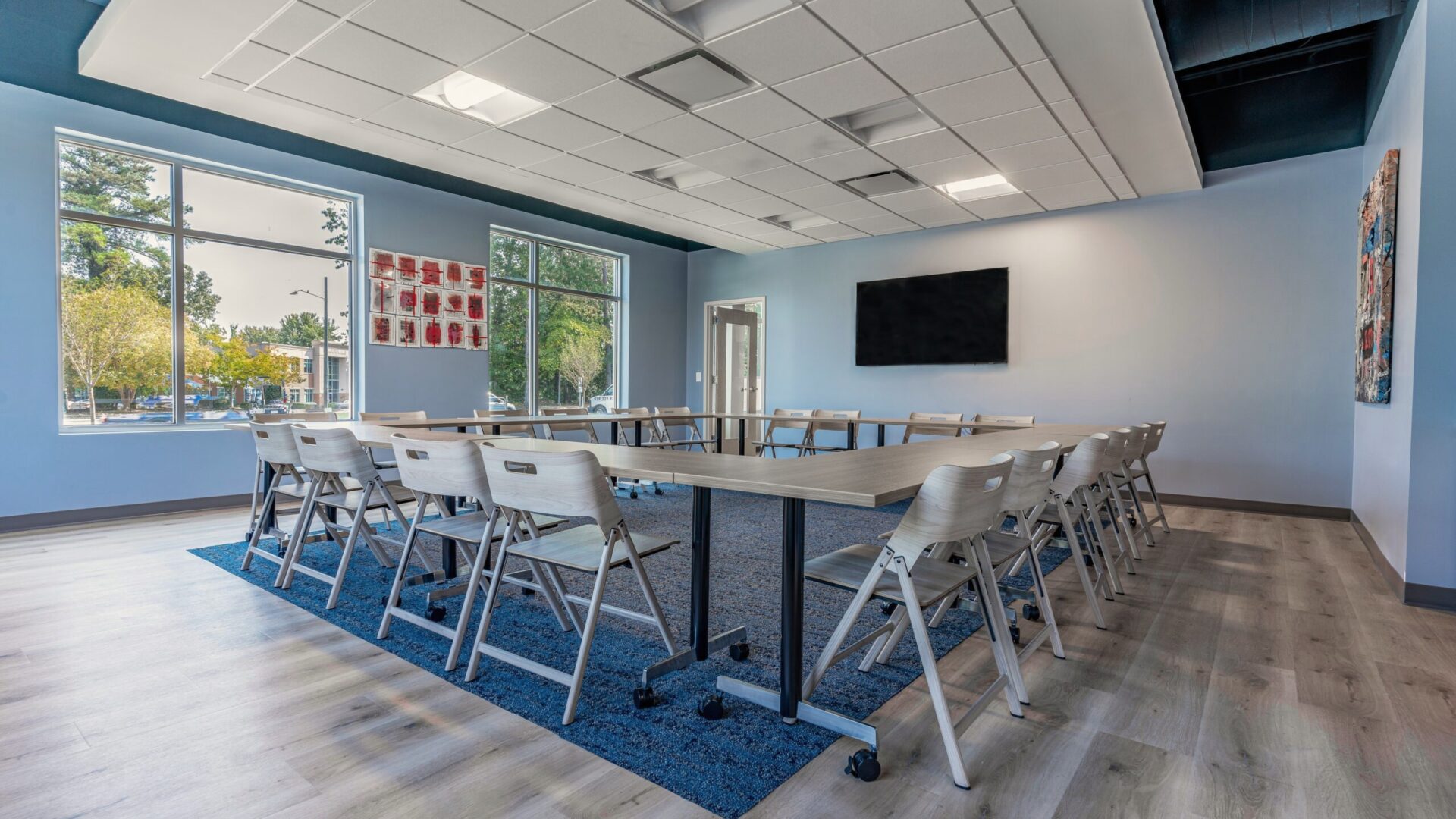 Group room at New Waters Recovery in Raleigh
