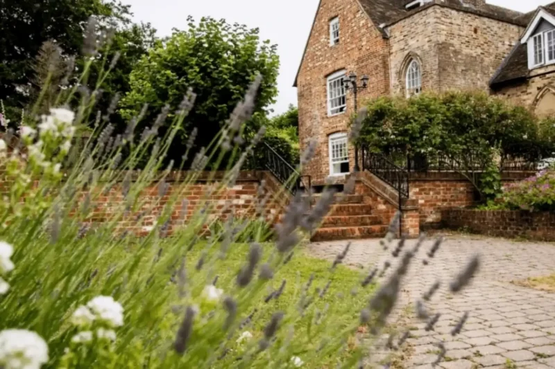 PROMIS Hay Farm clinic exterior in Kent, England