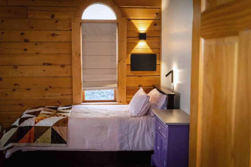 Residential bedroom at ARCH Academy's Ridgeview Campus in Tennessee