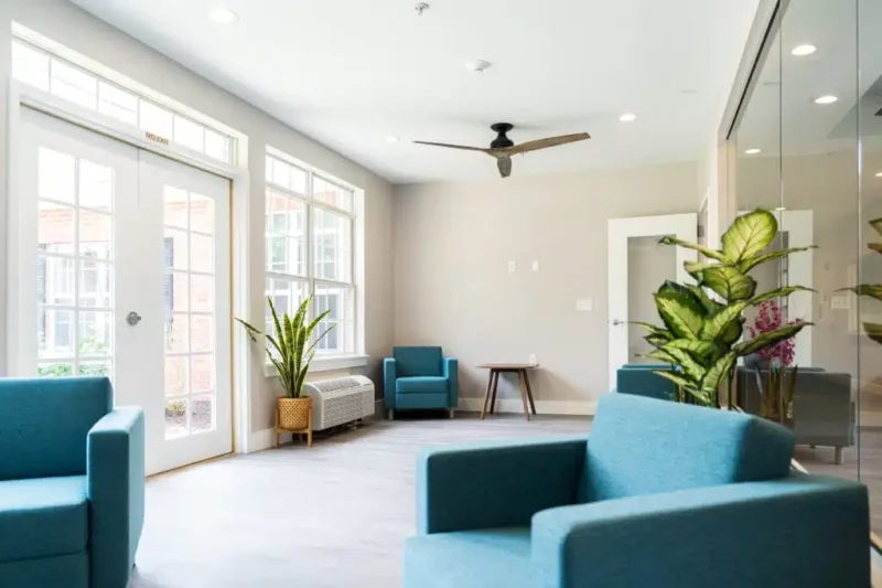 Bright client lounge at Arbor Wellness in Brentwood, Tennessee