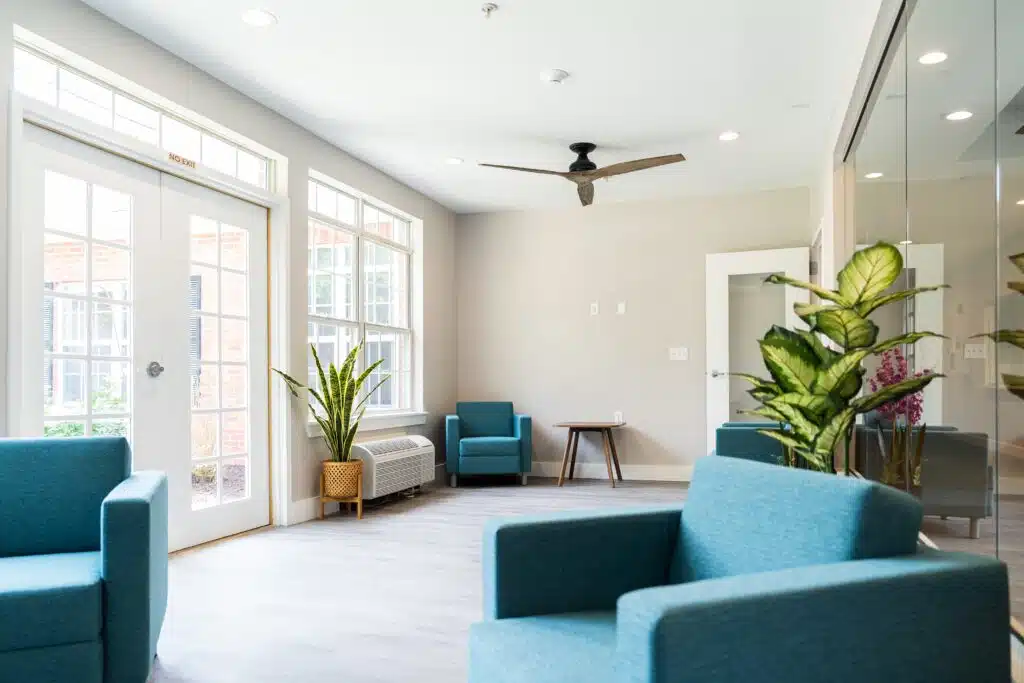 Bright client lounge at Arbor Wellness in Brentwood, Tennessee