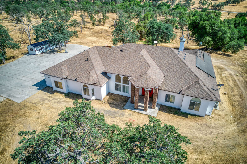 Exterior of First Steps Recovery's Oak men's residence in Clovis