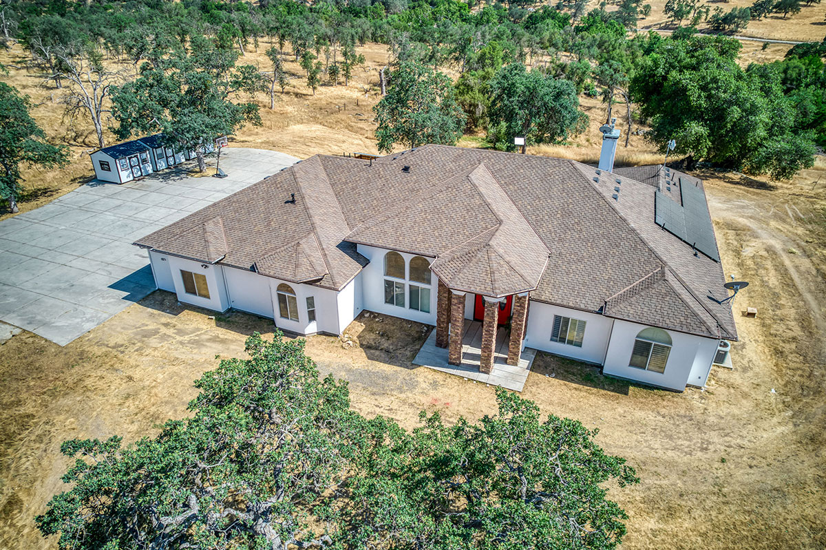 Exterior of First Steps Recovery's Oak men's residence in Clovis