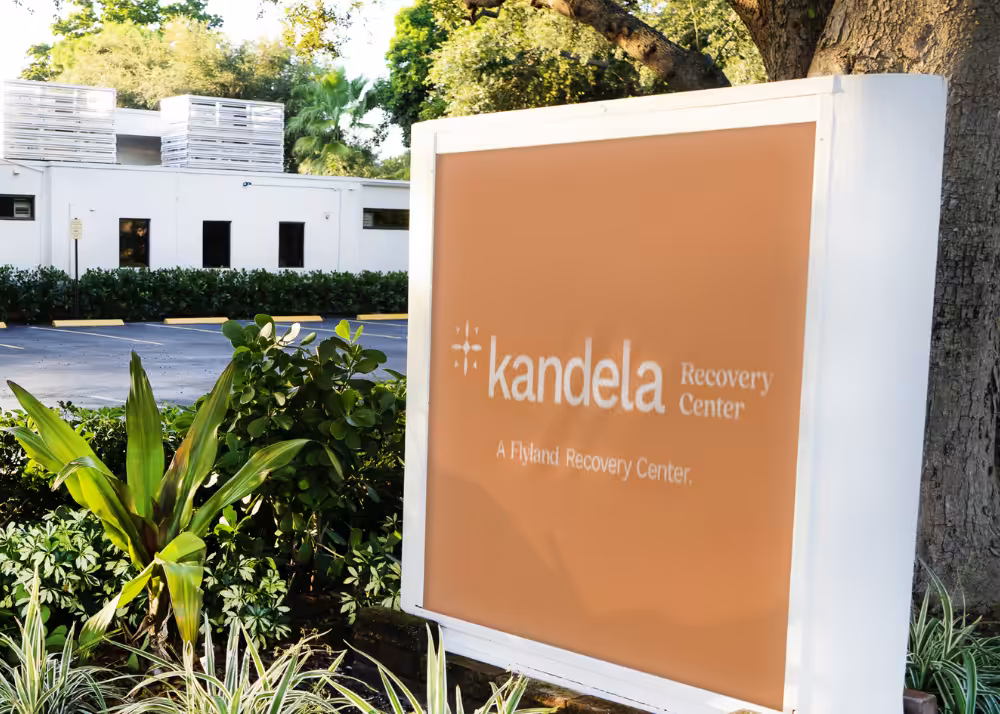 Entrance sign at Kandela Recovery Center in Boca Raton, Florida