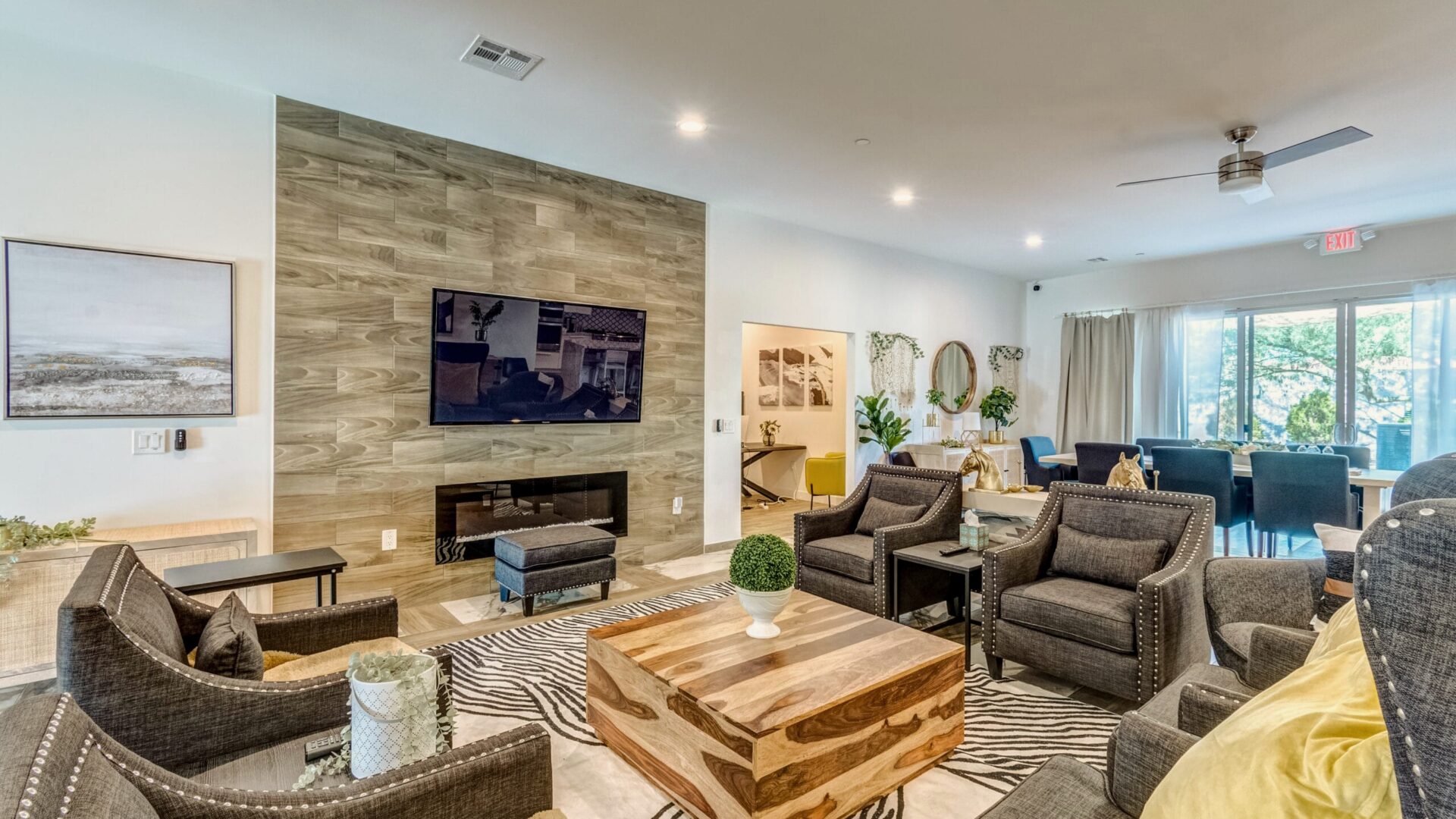 Living room at Montare Behavioral Health of Phoenix
