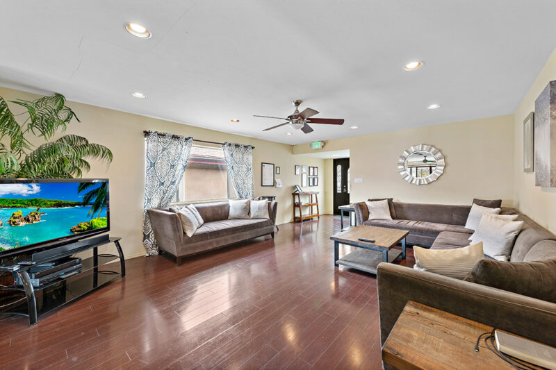 Shared living room at an Ocean Hills Recovery residential and detox facility in Dana Point