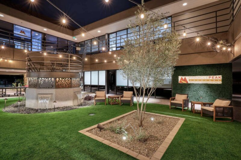 Courtyard at Pinnacle Peak Recovery's residential facility in Scottsdale